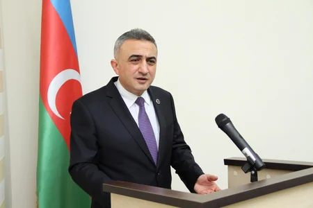 Vəkilliyə namizədlərlə icbari təlimə başlanılıb