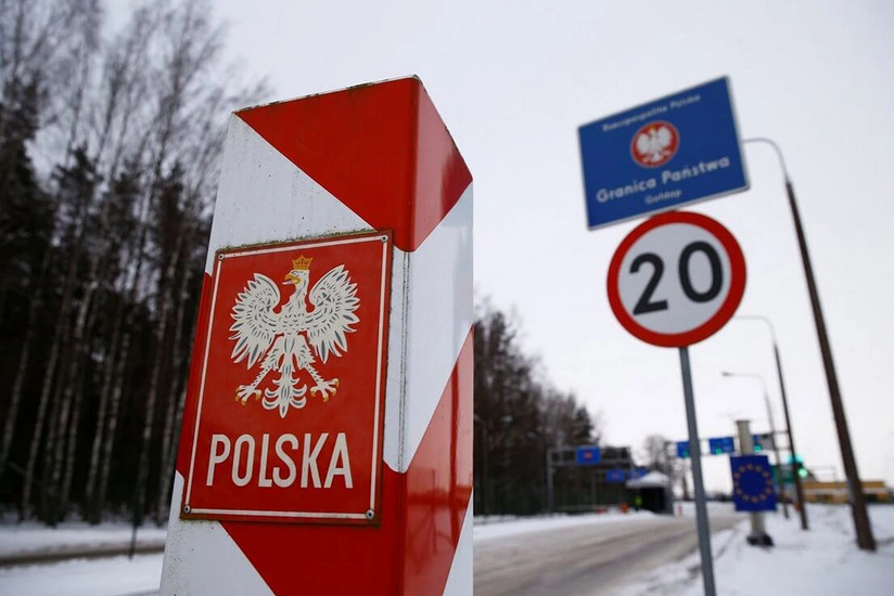 Belarus-Polşa sərhədində 3 mindən çox qanunsuz mühacir yığılıb