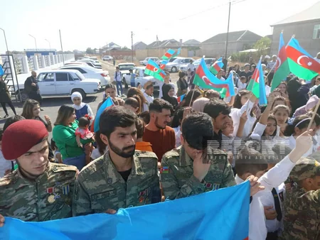 Vətən müharibəsi şəhidinin adına inşa edilən xatirə bulağının açılışı olub