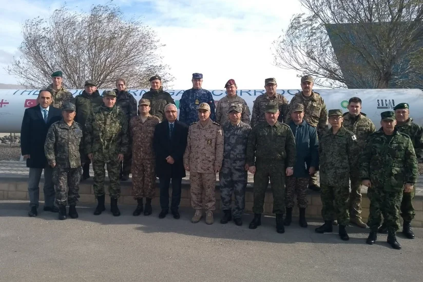 Xarici ölkələrin Azərbaycandakı hərbi attaşeləri hərbi hissəni ziyarət ediblər