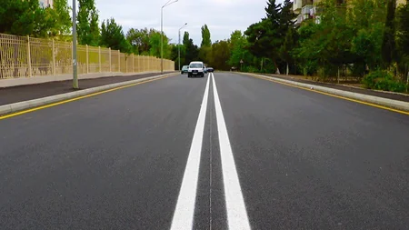 Bakıda daha iki küçənin bir hissəsi təmir edilib