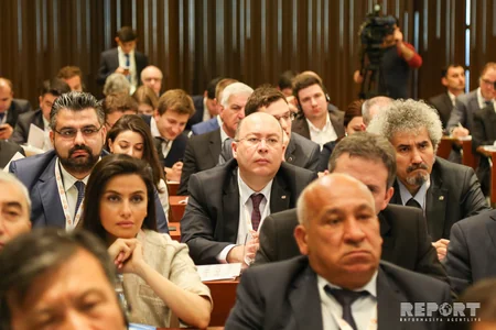 Начал работу Второй международный форум SOCAR Каспий и Центральная Азия - торговля, логистика, нефтепереработка, нефтехимия - ОБНОВЛЕНО