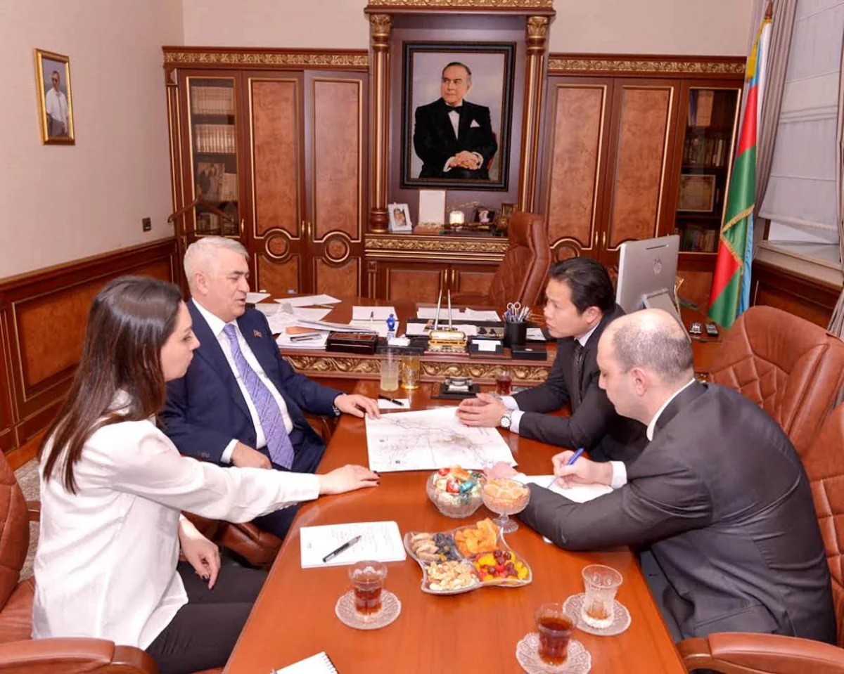 Çin Azərbaycanla ikitərəfli əməkdaşlığı genişləndirmək istəyir