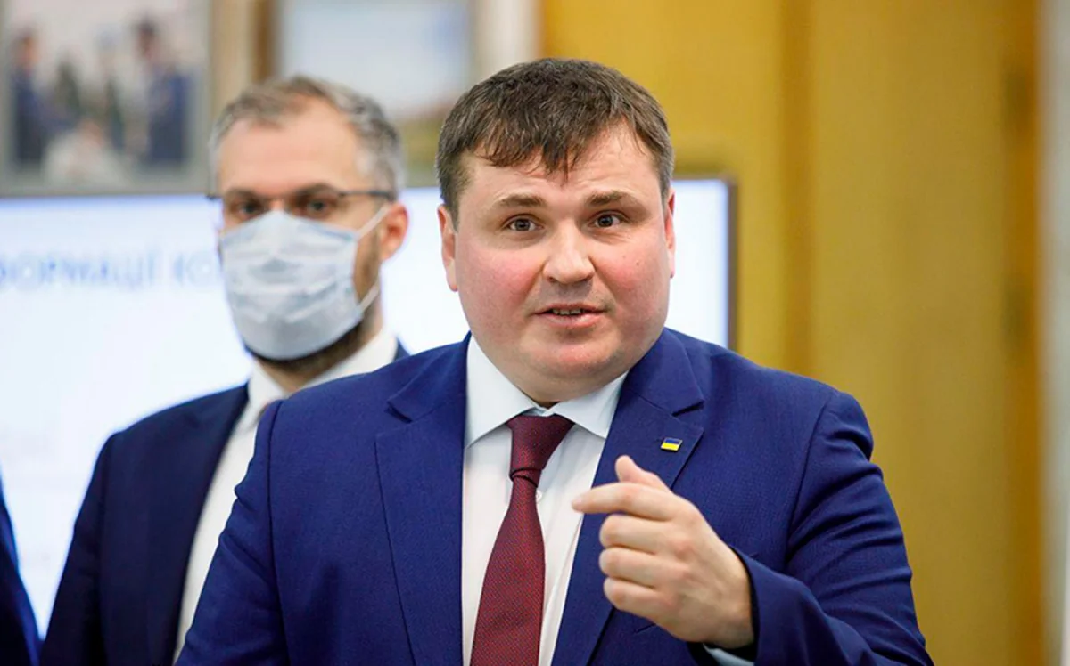Зеленский уволил гендиректора Укроборонпрома