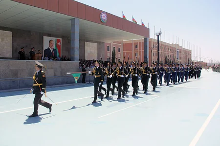 Hərbi hissələrdə andiçmə mərasimi keçirilib