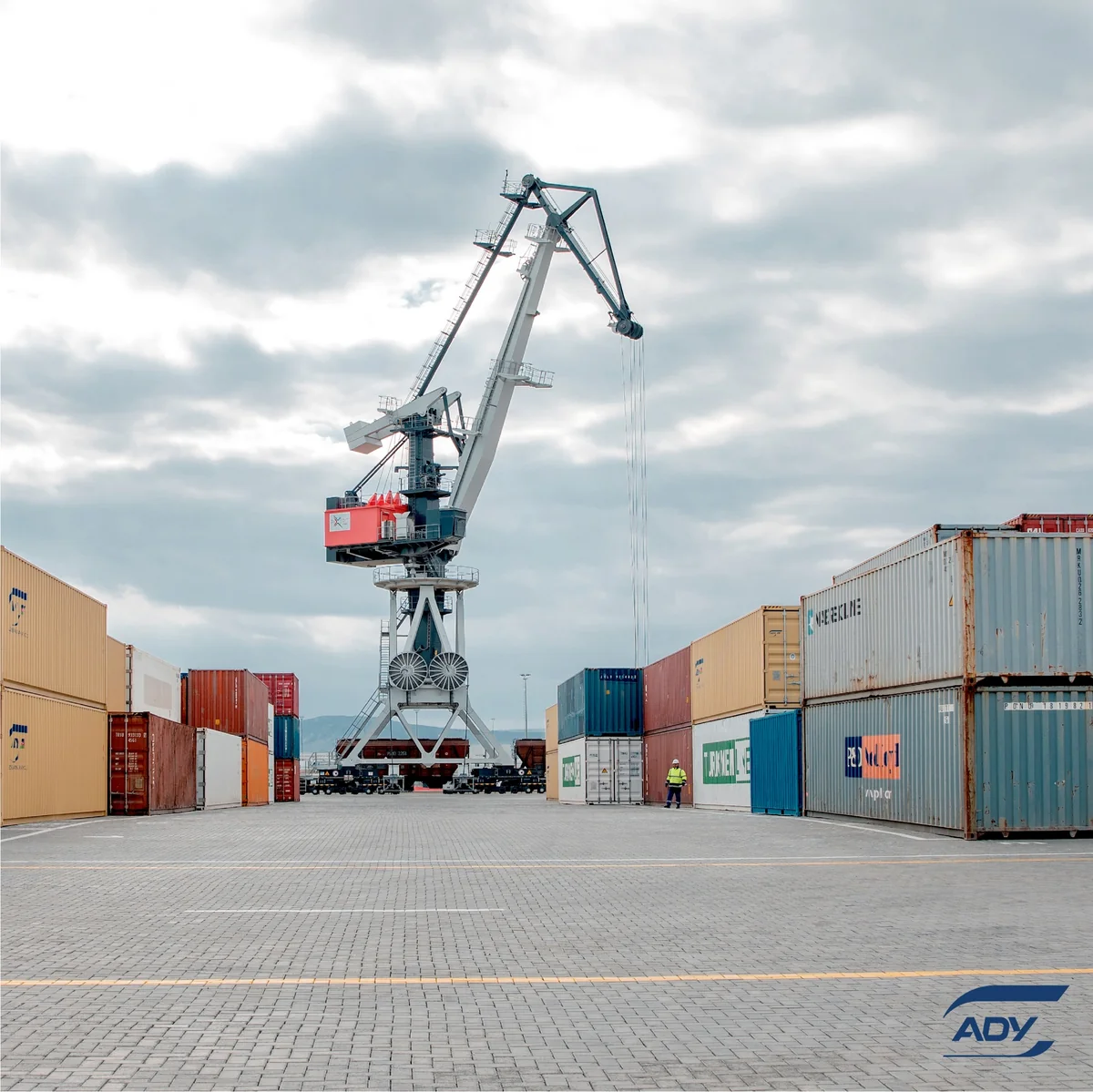 First container train from Uzbekistan to Europe via CASCA+ route arrives in Baku