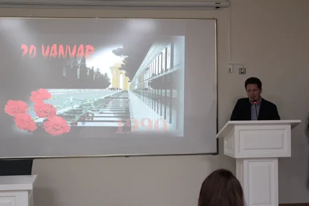 Seçenov Universitetinin Bakı filialında 20 Yanvar faciəsi qurbanları yad edilib