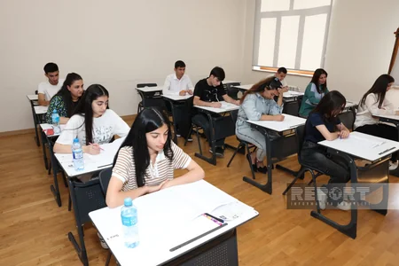 Xankəndidə daha bir ilk: 50 abituriyent Qarabağ Universitetində qəbul imtahanı verib - REPORTAJ