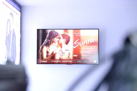 “CinemaPlus”da ABŞ istehsalı olan “Sonra” filminin nümayişi keçirilib