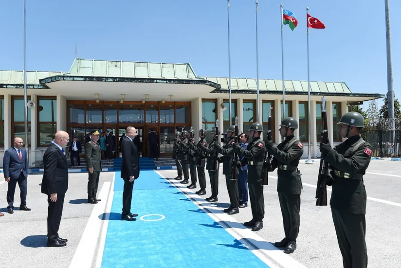 Azerbaijani President Ilham Aliyev completes his Turkey visit