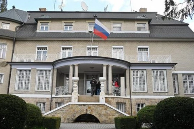 Slovakia demands to reduce Russian embassy staff in Bratislava