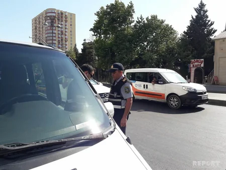 Bakıda polis genişmiqyaslı profilaktik-maarifləndirmə tədbirləri keçirir - FOTOLAR - VİDEO - YENİLƏNİB