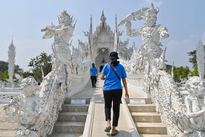 Thailand to cancel PCR testing for vaccinated tourists on May 1