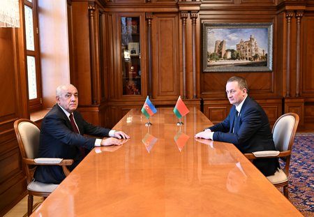 Azərbaycan və Belarus Baş nazirlərinin təkbətək görüşü keçirilir