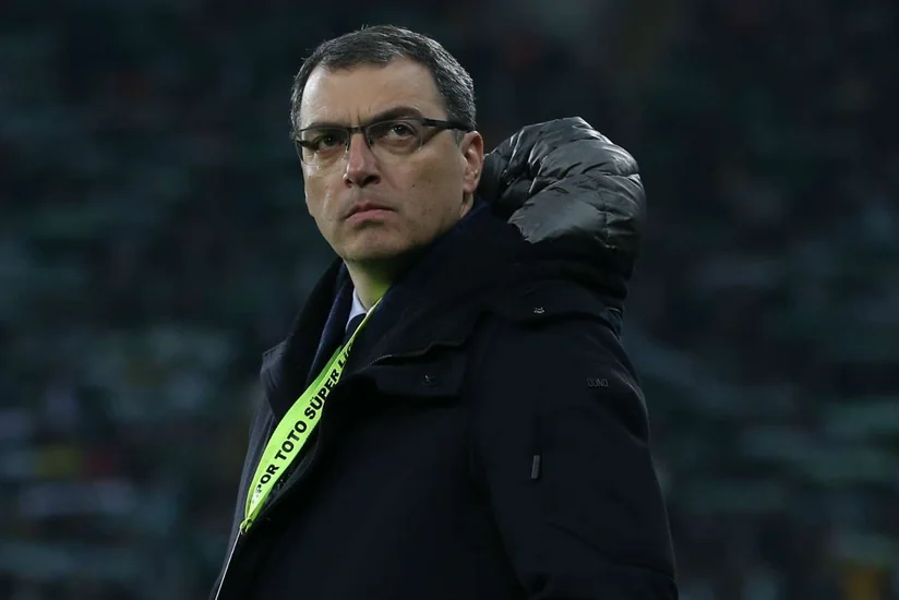Fənərbaxça klubunun idman direktoru istefa verib