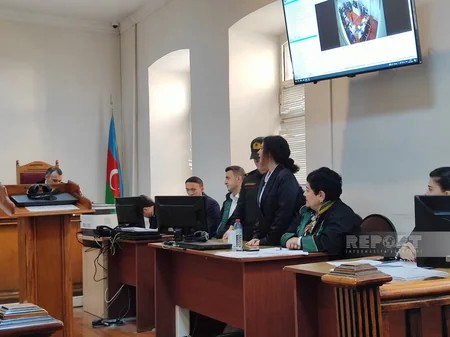Ərini sifarişlə qətlə yetirməkdə təqsirləndirilən qadının məhkəməsi başlayıb