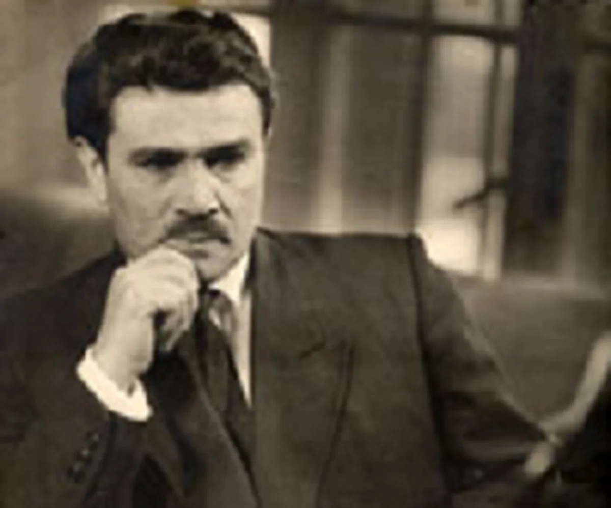 Prezident İlham Əliyev Qəmbər Hüseynlinin 100 illik yubileyinin keçirilməsi haqqında sərəncam imzalayıb