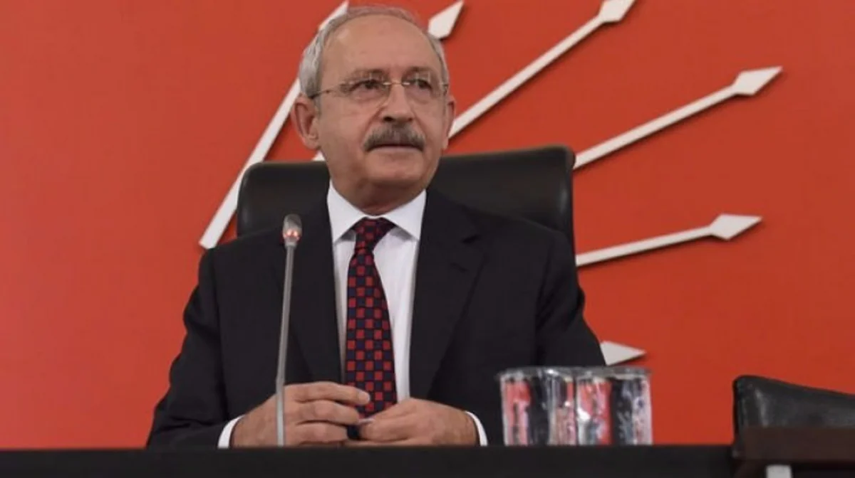 ​Türkiyə müxalifətinin lideri: Davudoğluna haqqımı halal edirəm