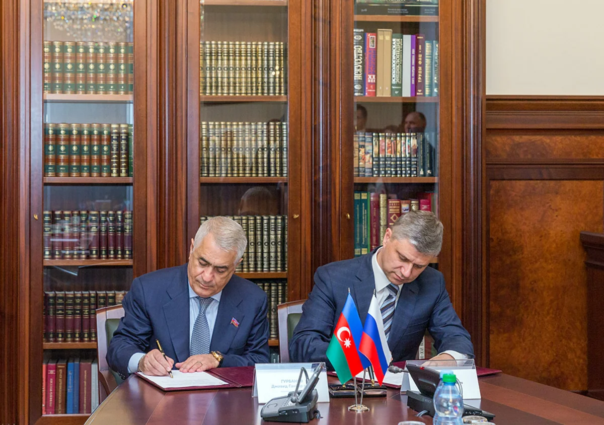 Azərbaycan və Rusiya dəmir yolu ilə beynəlxalq yük daşımalarında məlumatların elektron mübadiləsini həyata keçirəcək