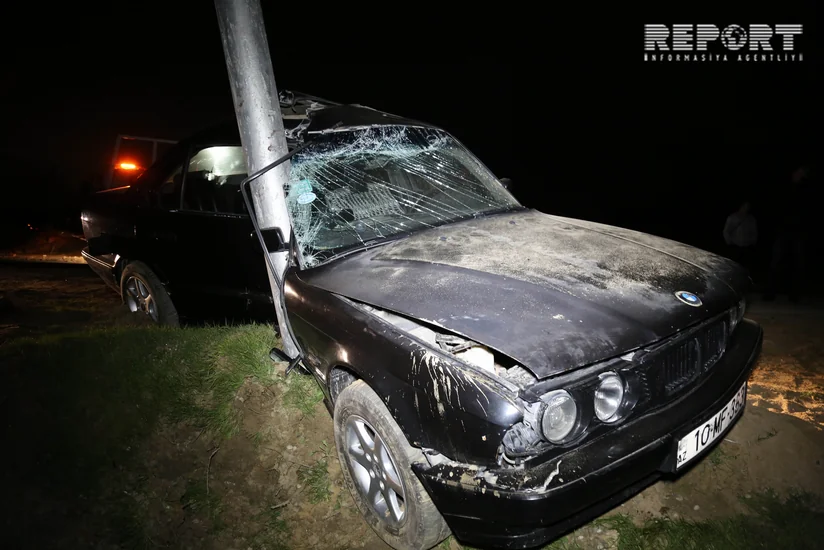 Водитель BMW оставил без света целый городок на Абшероне - ФОТО