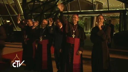 Roma papası Fransiskin Azərbaycana səfəri başa çatıb