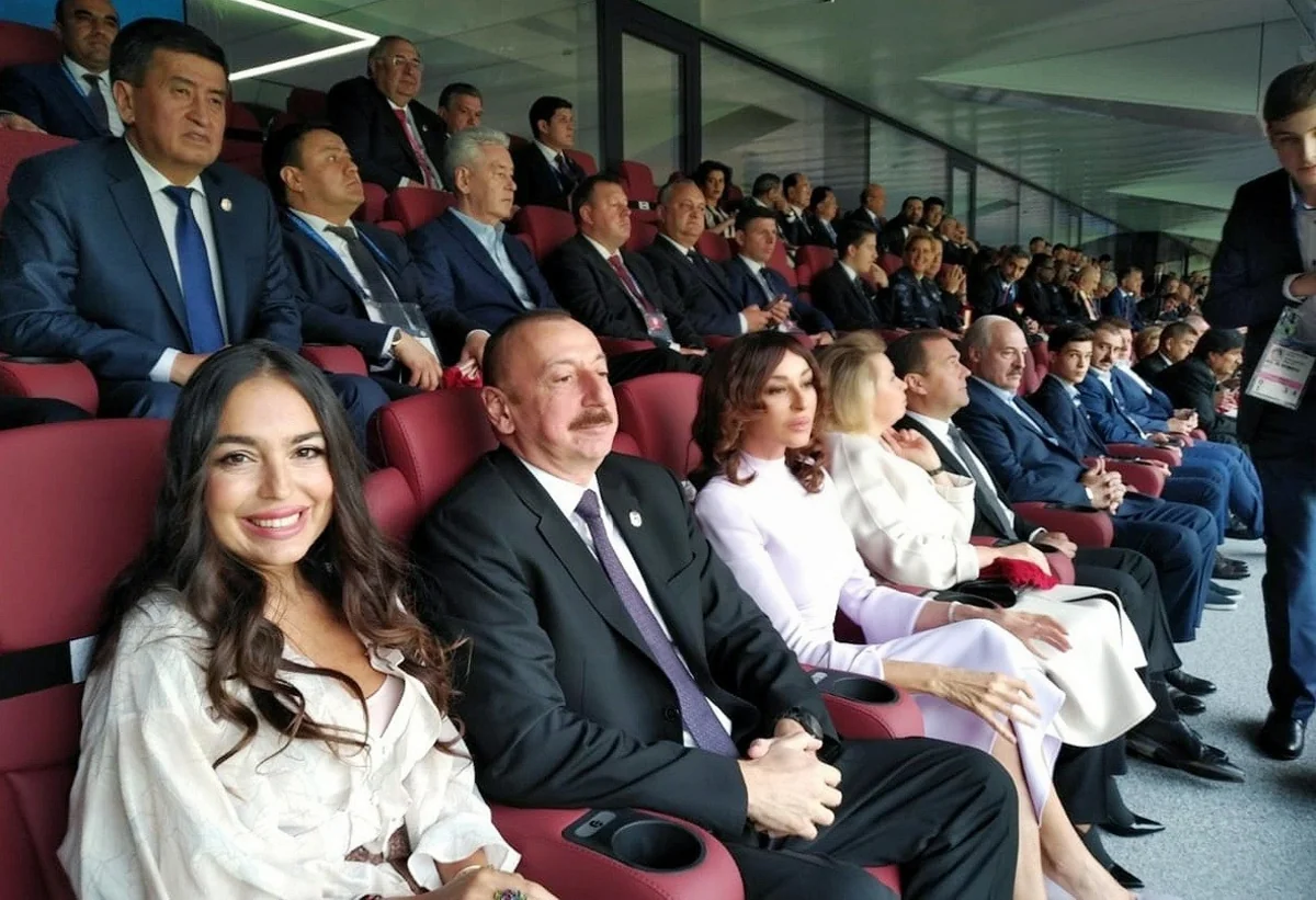 İlham Əliyev Moskvada futbol üzrə dünya çempionatının açılış mərasimində iştirak edib