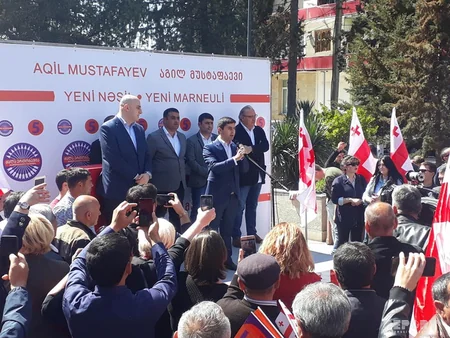 Gürcüstanın müxalifət partiyası icra başçısı vəzifəsinə azərbaycanlı namizədini təqdim edib