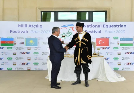 Milli Atçılıq Festivalında cıdır və yorğa yarışları keçirilib