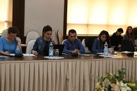 ​“Azərbaycanda qadın sahibkarlar” mövzusunda dinləmələr keçirilib