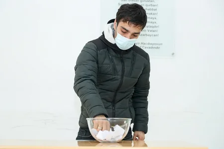 Bu il dövlət uşaq müəssisələrinin 186 məzununa mənzillər verilib