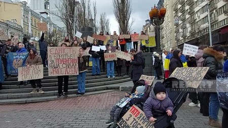 Protest rally in Kyiv - Russia is demanded to release Azovstal prisoners - PHOTOS