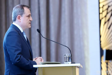 Təhsil Nazirliyi hesabat tədbiri keçirib