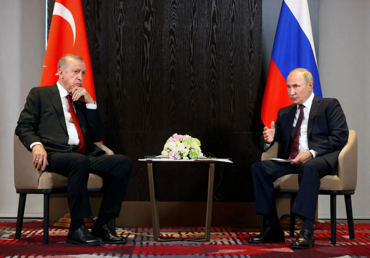 Erdogan, Putin mull explosion at Kakhovka hydroelectric power plant, grain deal