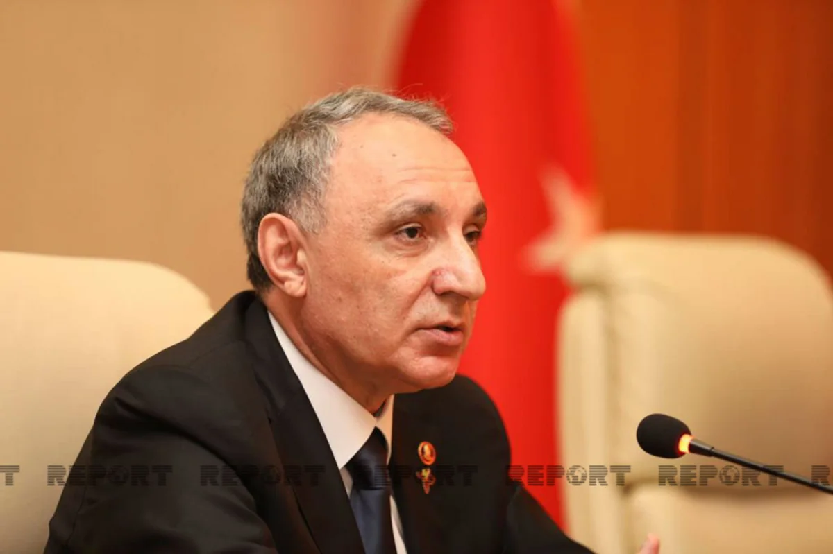 Baş prokuror Füzulidə Şəhidlər abidəsini ziyarət edib