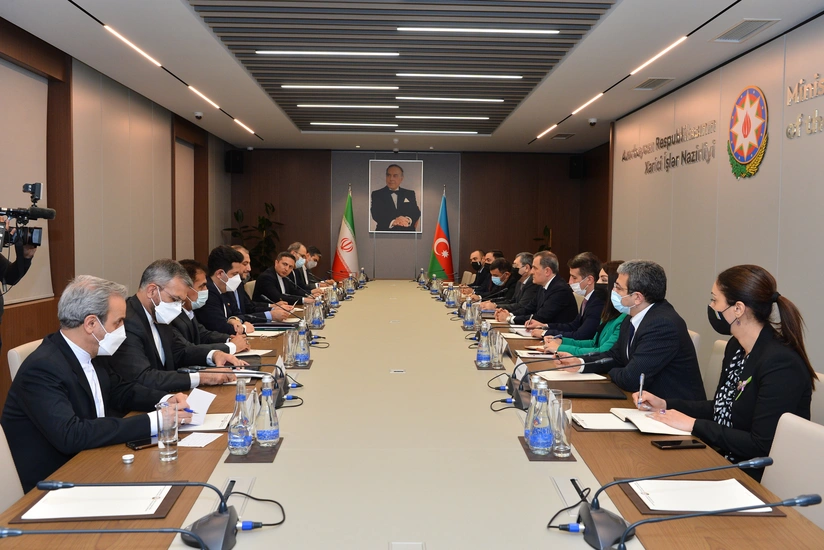 Official Baku issues statement on Bayramov's meeting with Iranian counterpart