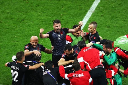 AVRO-2016: İsveçrə play-off mərhələsinə adlayıb