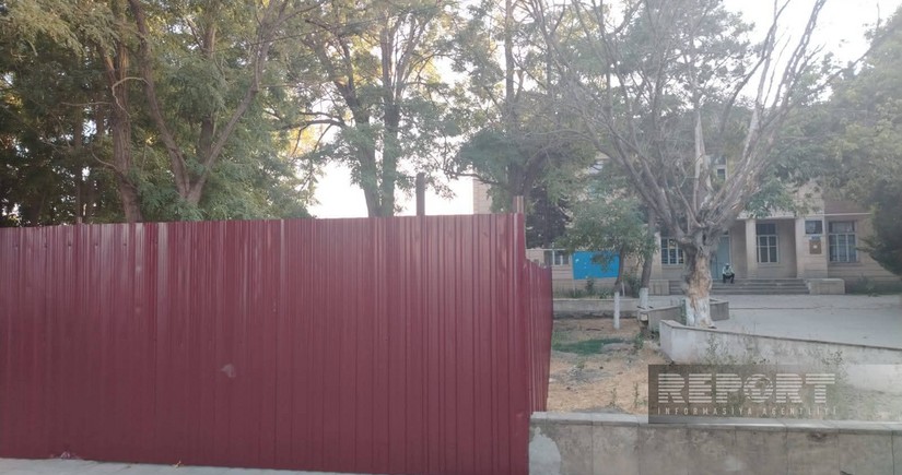 Xaçmazda sakinlər parkın hasarlanmasından narazıdır, rəsmilər vəziyyətin nəzarət altında olduğunu deyir