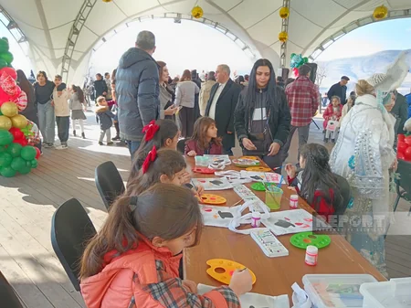 Laçında Dünya Azərbaycanlılarının Həmrəyliyi Günü və Yeni il münasibətilə tədbir keçirilib