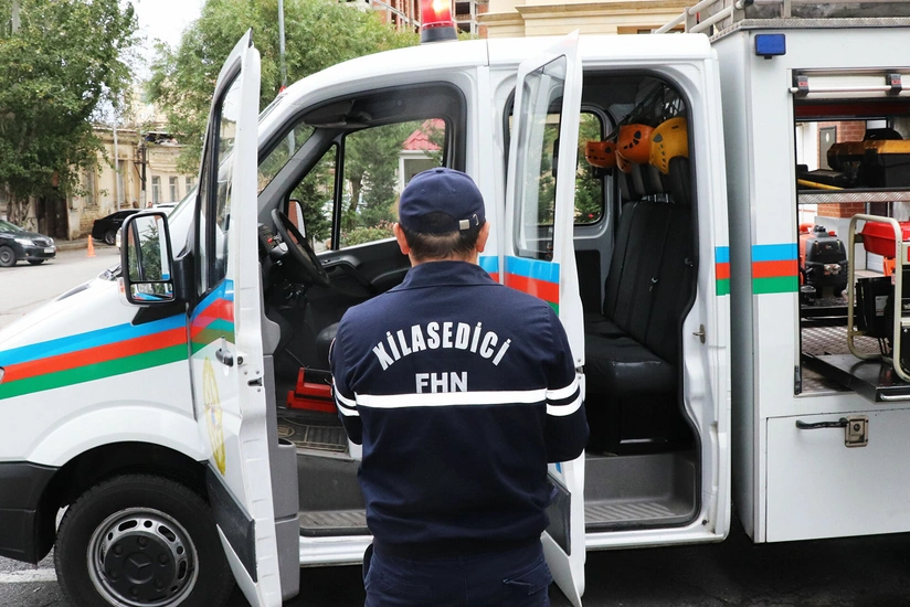 В Баку предотвращена попытка самоубийства
