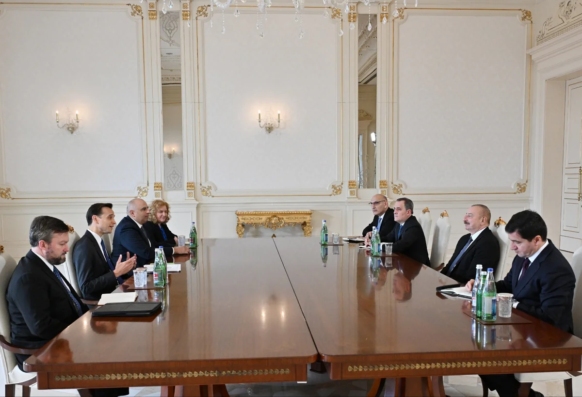 President Ilham Aliyev receives representative of US Department of State