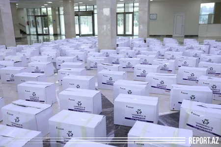 SOCAR Sumqayıtdakı aztəminatlı ailələrə və ahıl vətəndaşlara ərzaq yardımı edir - VİDEO