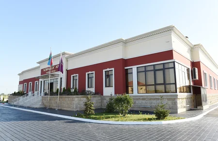 Prezident İlham Əliyev “Azərxalça” ASC-nin Xaçmaz filialının açılışında iştirak edib