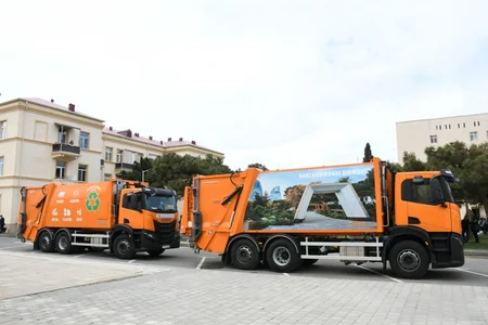 Pirallahıda 64 ədəd konteyner meydançası yaradılıb