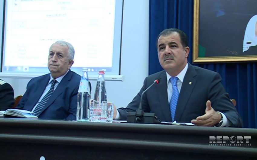 Gəncədə “Yehova şahidləri”nin təbliğat apardığı iki orta məktəbin direktoruna şiddətli töhmət verilib