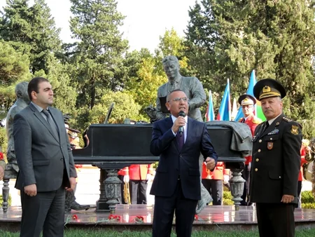 Murovdağ döyüşçüləri Üzeyir Hacıbəyli və Əhməd Cavadın xatirəsini yad edib