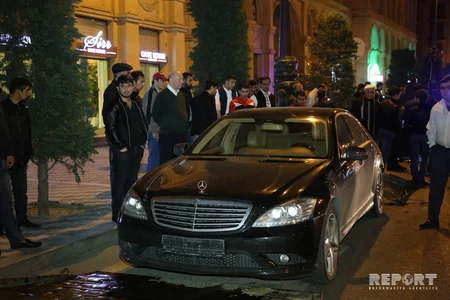 Heydər Əliyev prospektində yüksək sürət qəzaya səbəb olub - FOTO - VİDEO - YENİLƏNİB
