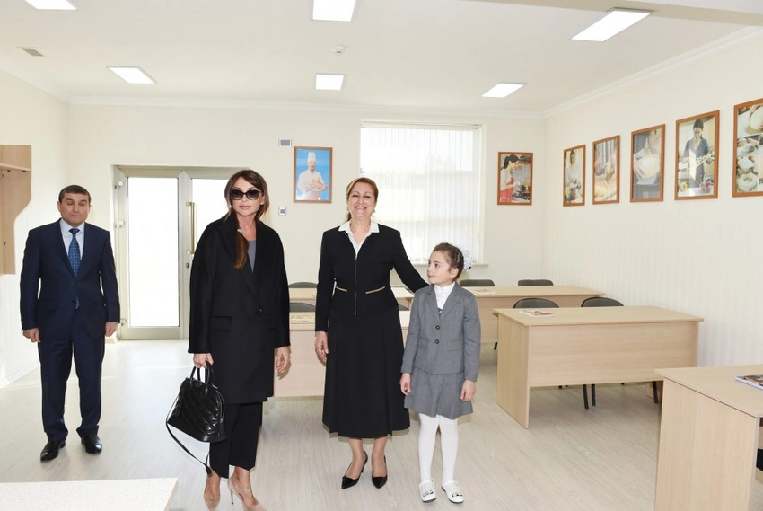 Heydər Əliyev Fondunun prezidenti Şüvəlanda xüsusi internat məktəbin açılışına qatılıb