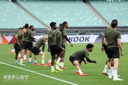 Arsenal UEFA Avropa Liqasının final oyunundan əvvəl Bakı Olimpiya Stadionunda məşqə çıxıb - FOTOREPORTAJ