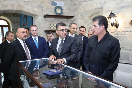 İraq Kürdüstan Regionunun başçısı İçərişəhərlə tanış olub