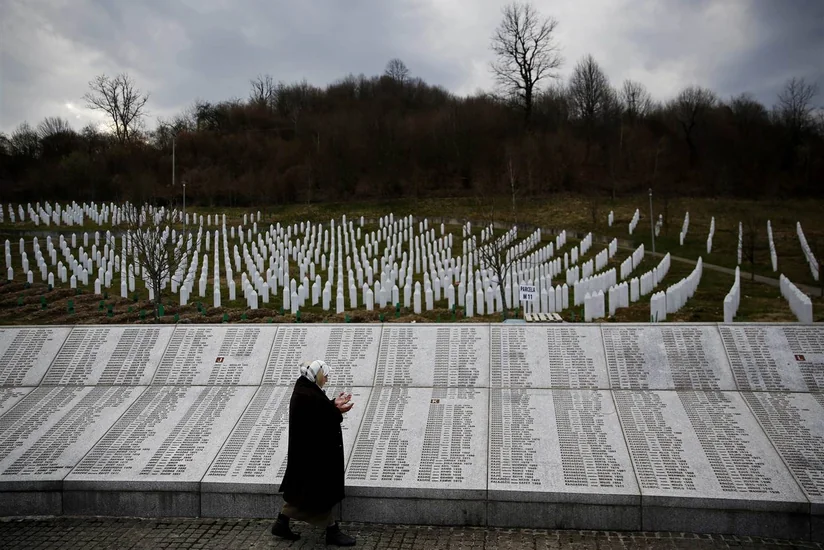 Srebrenitsadakı soyqırımda Hollandiya hərbçilərinin iştirakı rəsmən təsdiqlənib